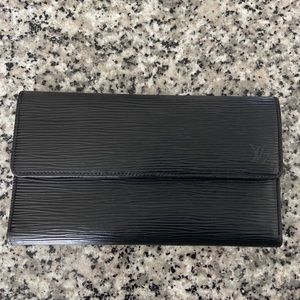 Louis Vuitton Epi leather long wallet